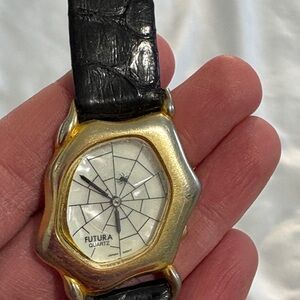 Quartz Gold and Black Futura Spider Watch